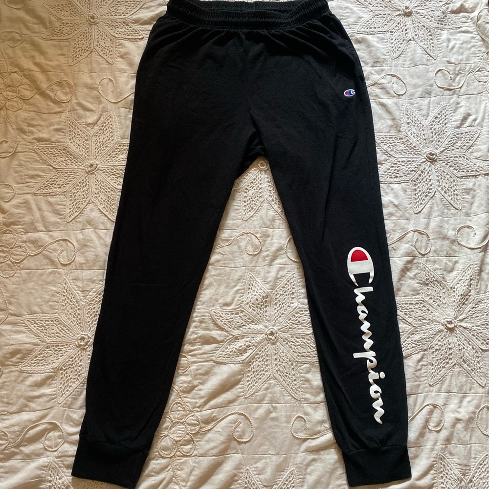 Champion Mens LIGHTWEIGHT closed bottom sweats!! Size L